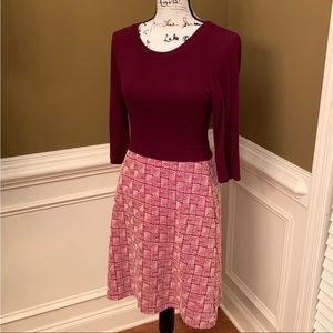 NWOT Gilli burgundy/cream dress, size Small